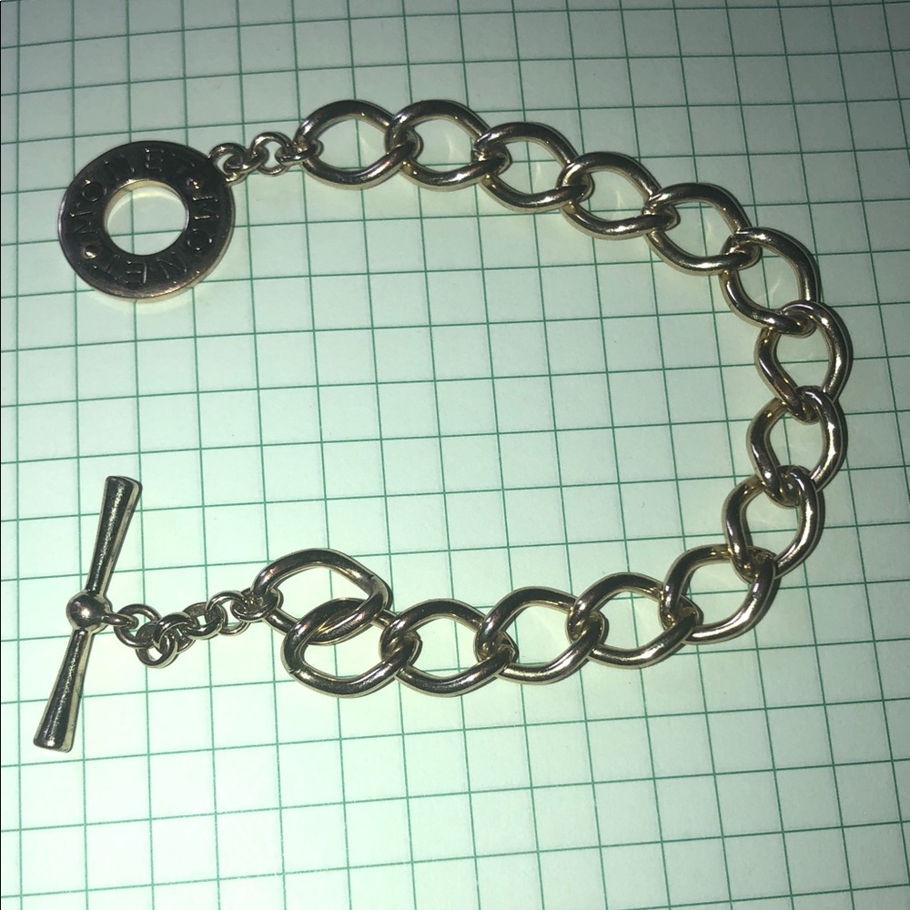 Monet - gold tone Chain Toggle Bracelet